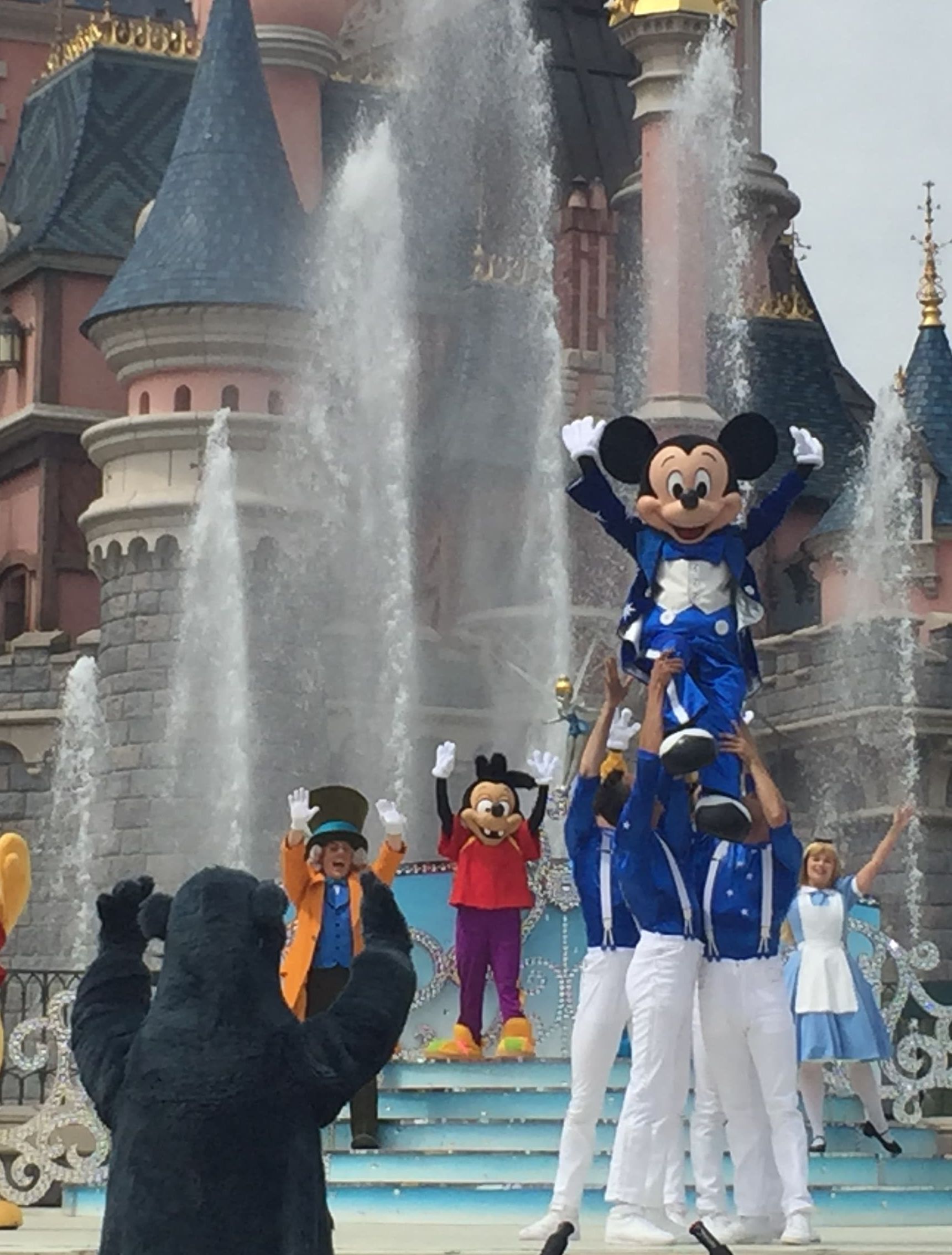 Disneyland Paris Fete Son 25eme Anniversaire