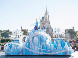 Les Héroïnes De La Reine Des Neiges à Tokyo Disneyland