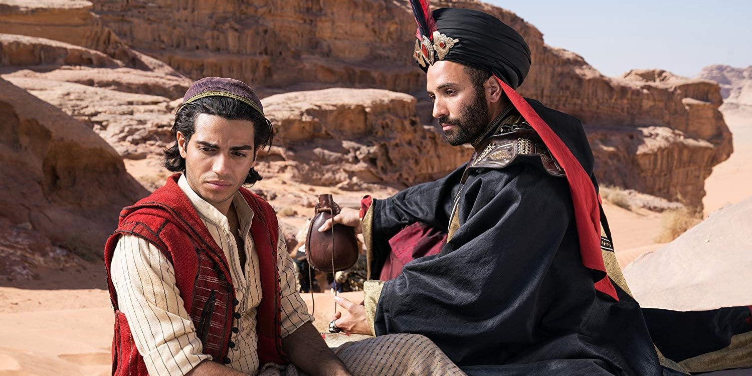 Mena Massoud et Marwan Kenzari dans Aladdin